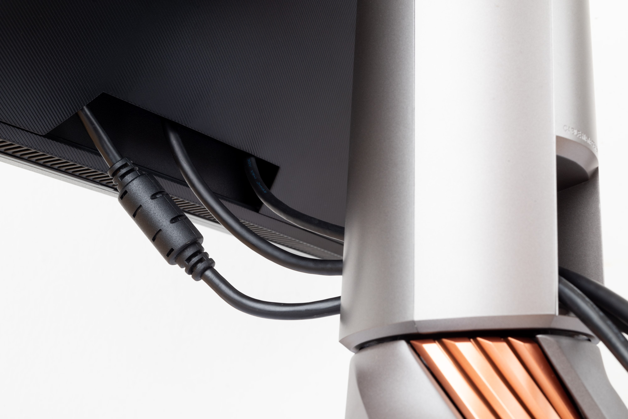 PG35VQ-cablemgmt